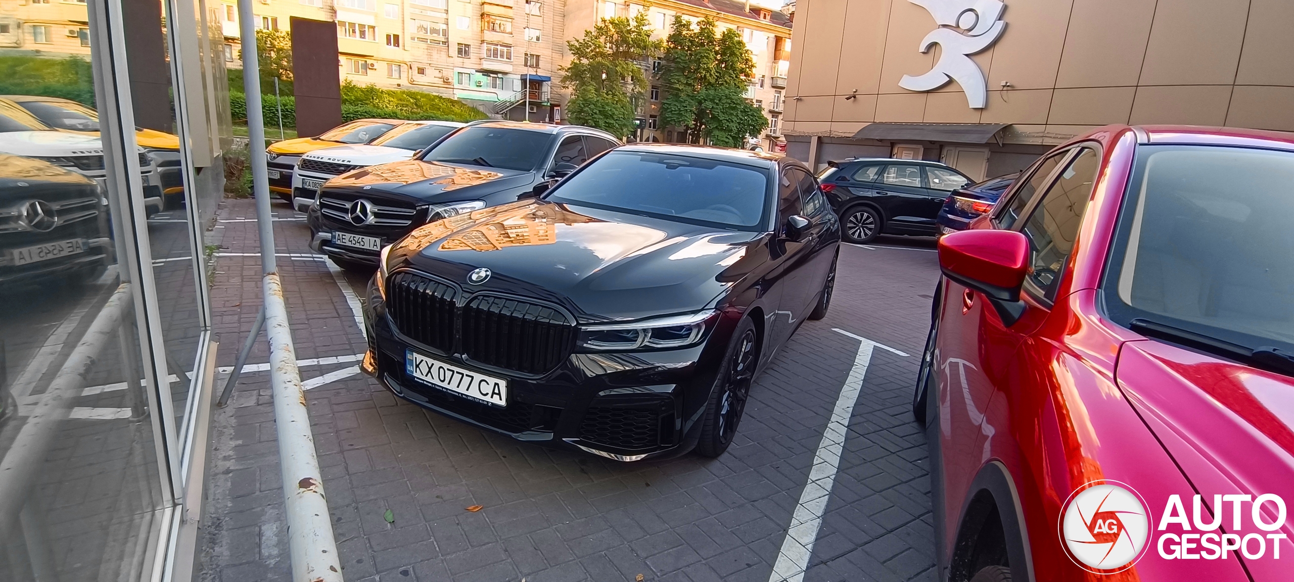 BMW M760Li xDrive 2019