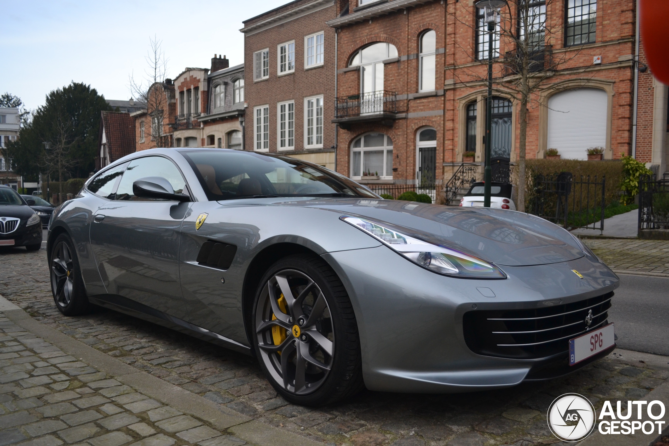 Ferrari GTC4Lusso T