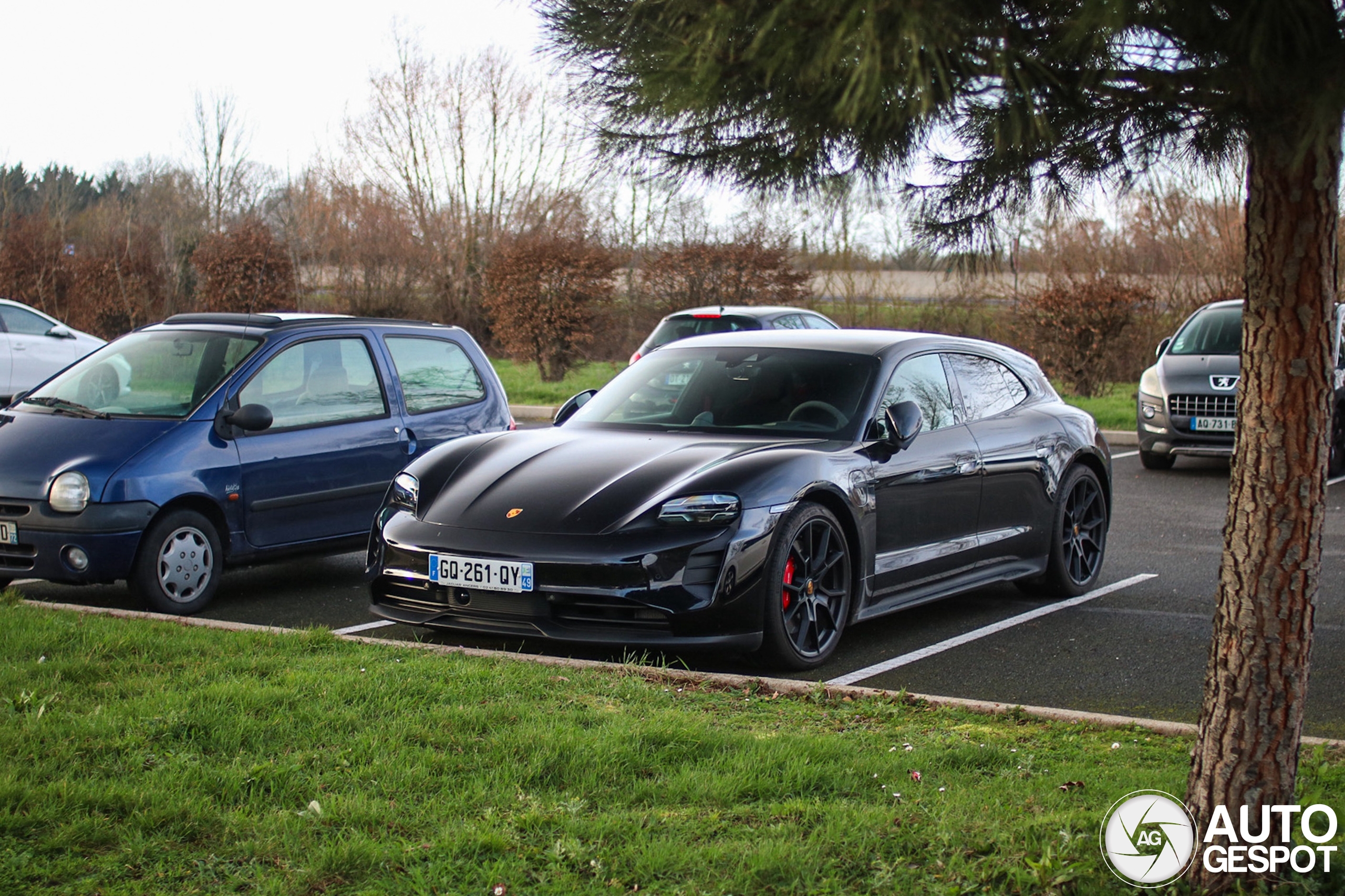 Porsche Taycan GTS Sport Turismo