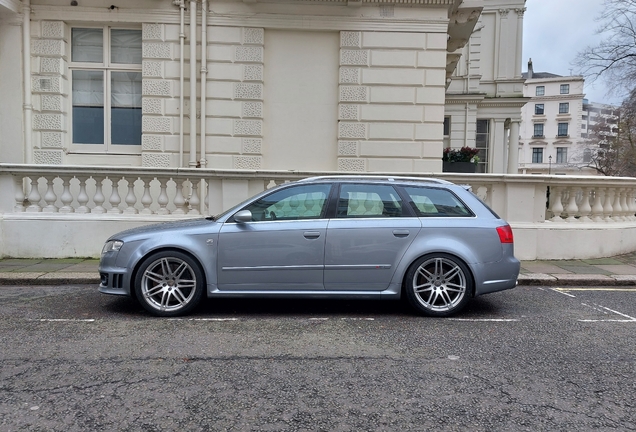 Audi RS4 Avant B7