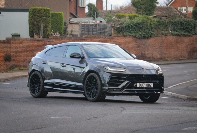 Lamborghini Urus Nero Design