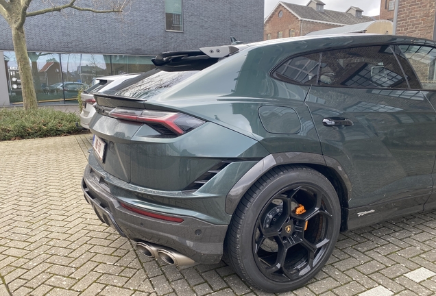 Lamborghini Urus Performante