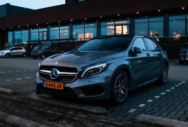 Mercedes-Benz GLA 45 AMG X156