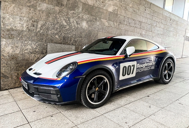 Porsche 992 Dakar