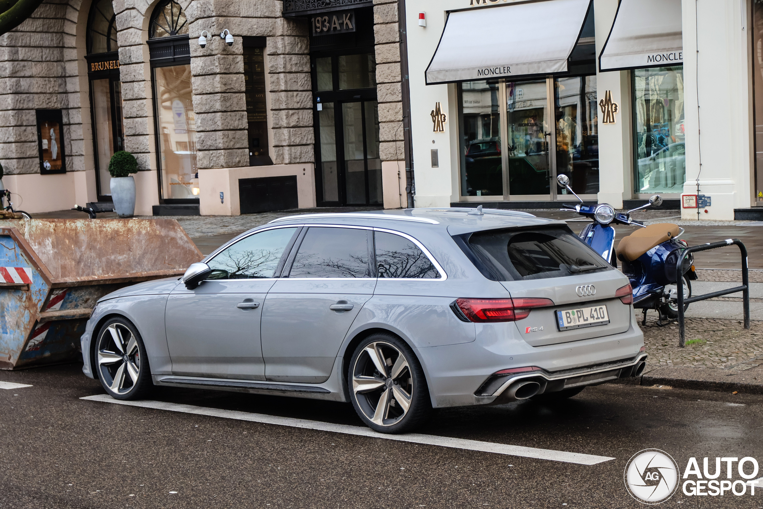 Audi RS4 Avant B9