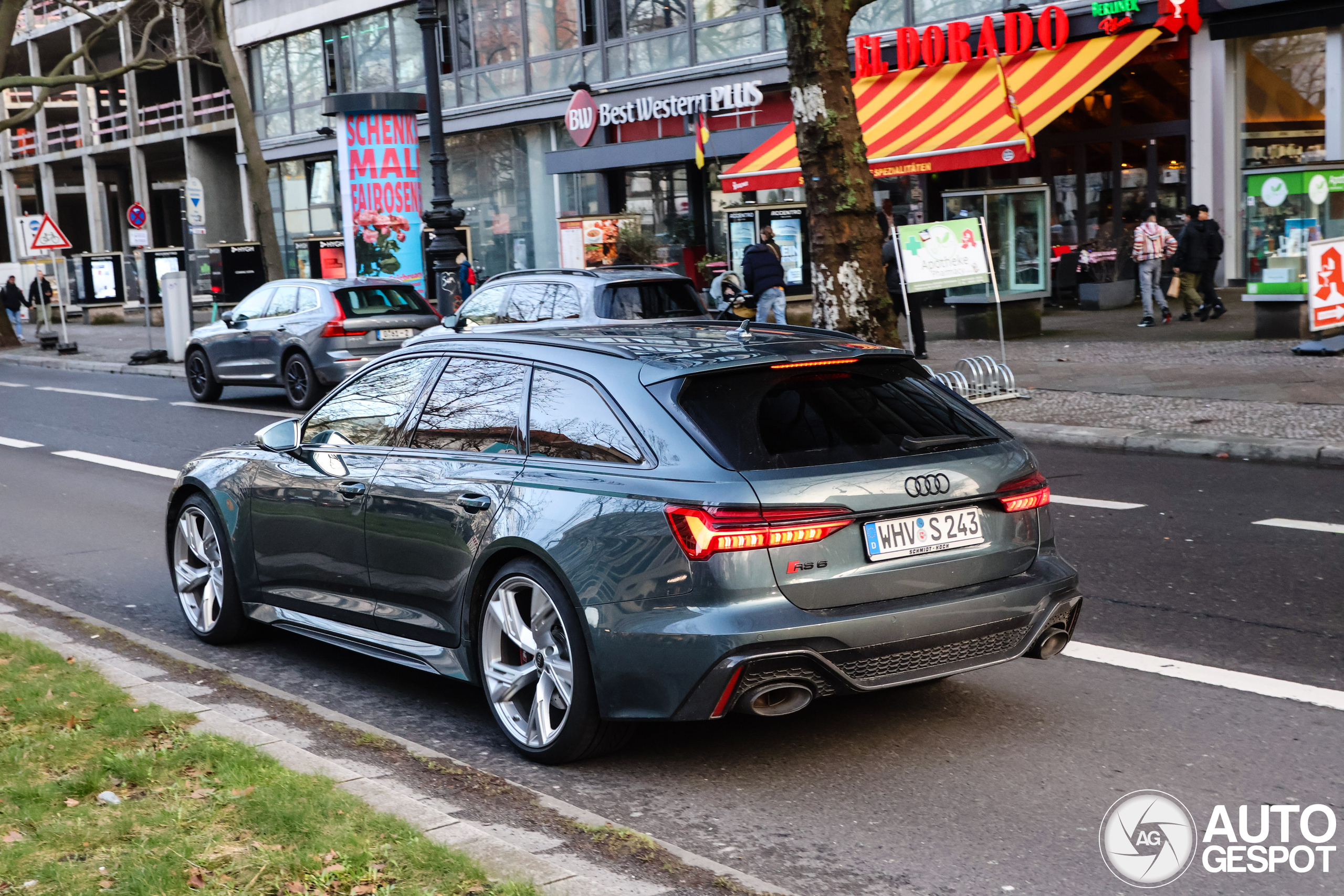 Audi RS6 Avant C8