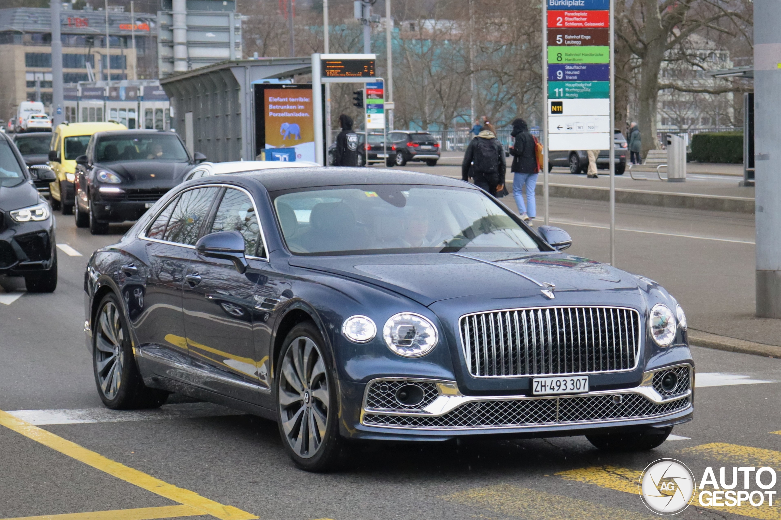 Bentley Flying Spur Hybrid