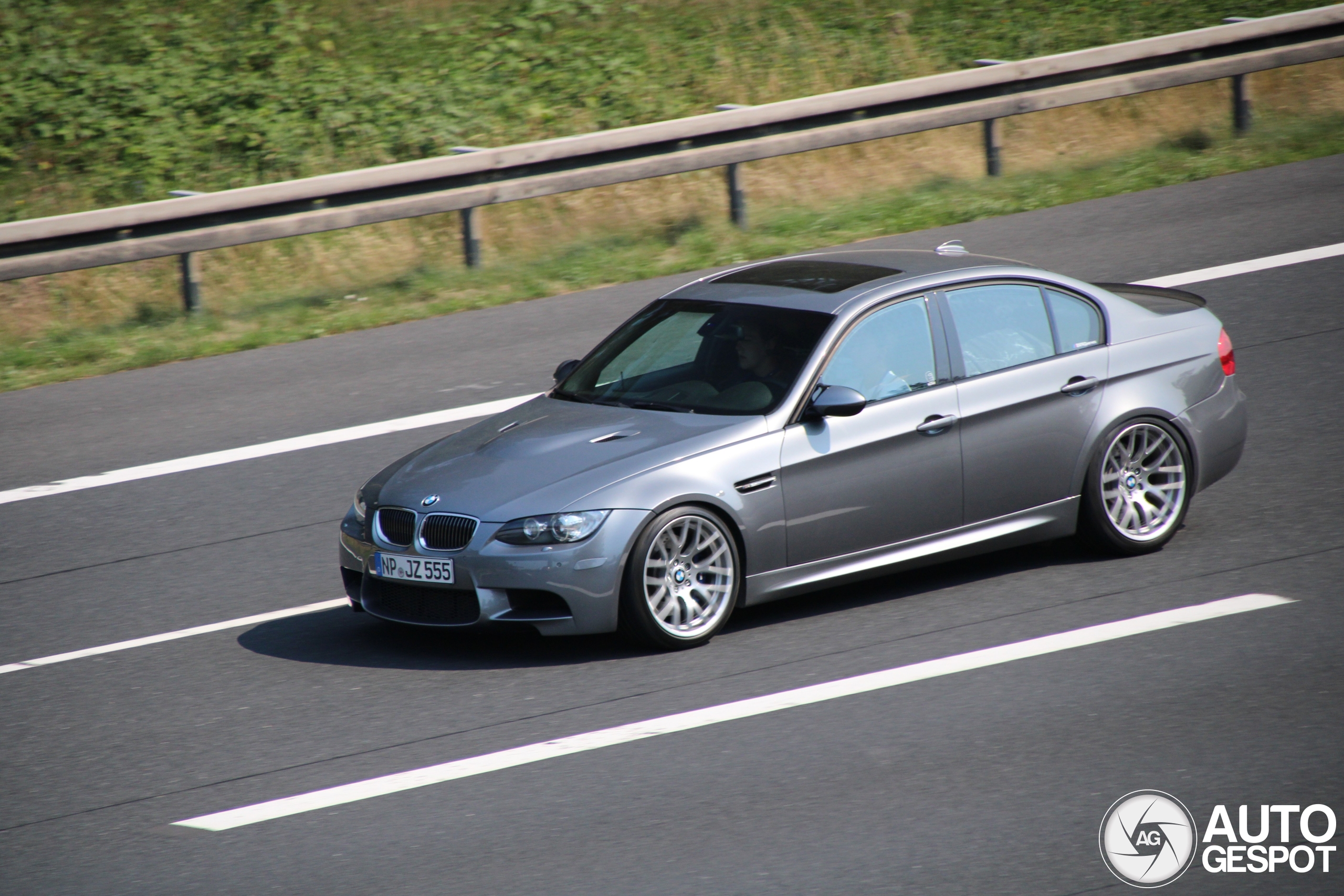 BMW M3 E90 Sedan 2009