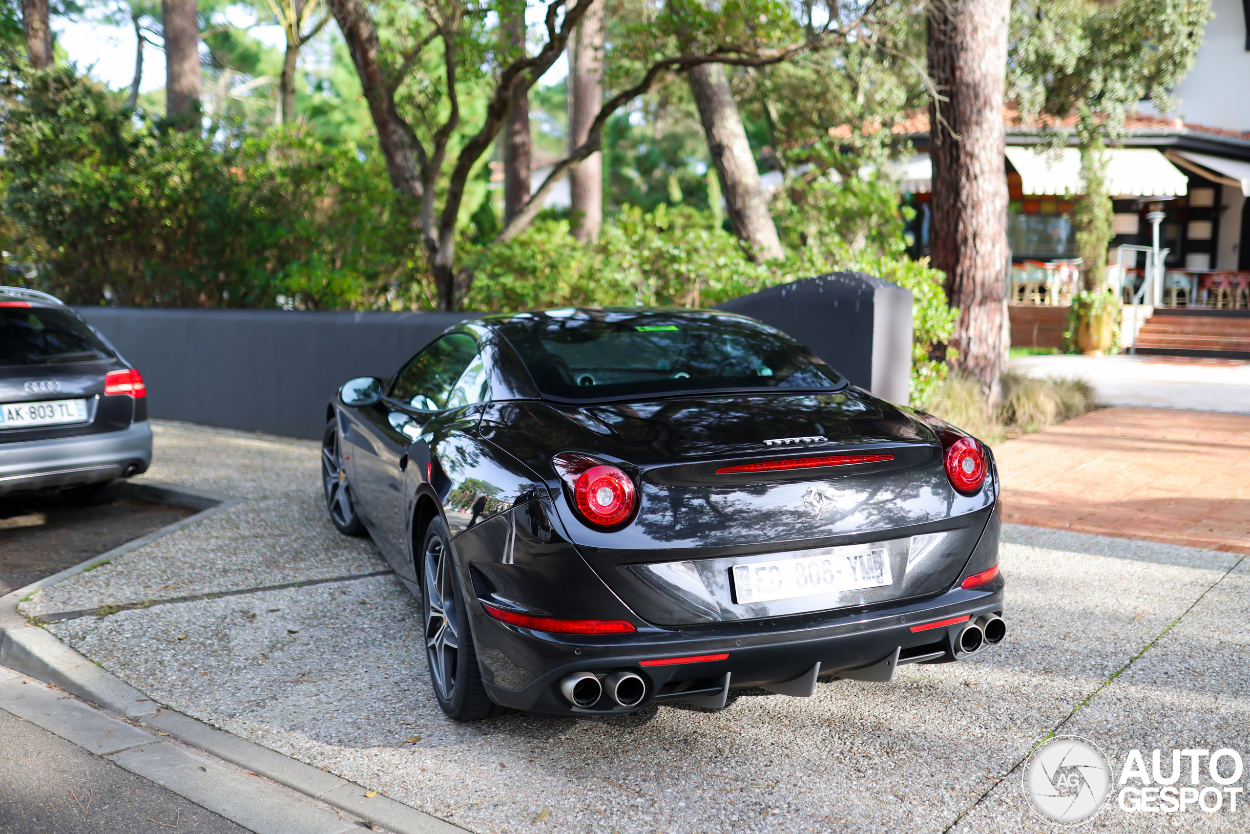 Ferrari California T