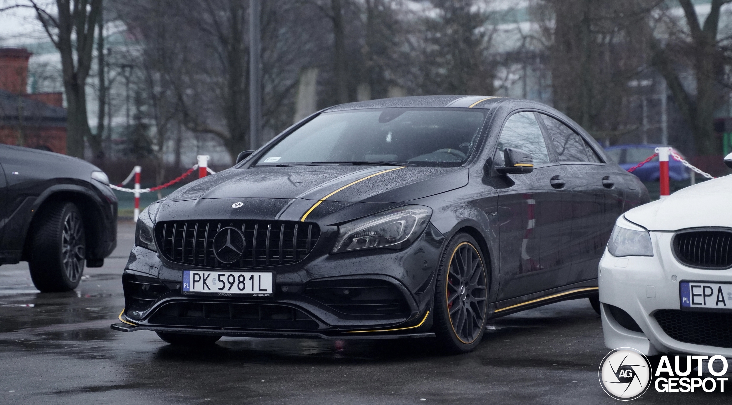 Mercedes-AMG CLA 45 C117 Yellow Night Edition