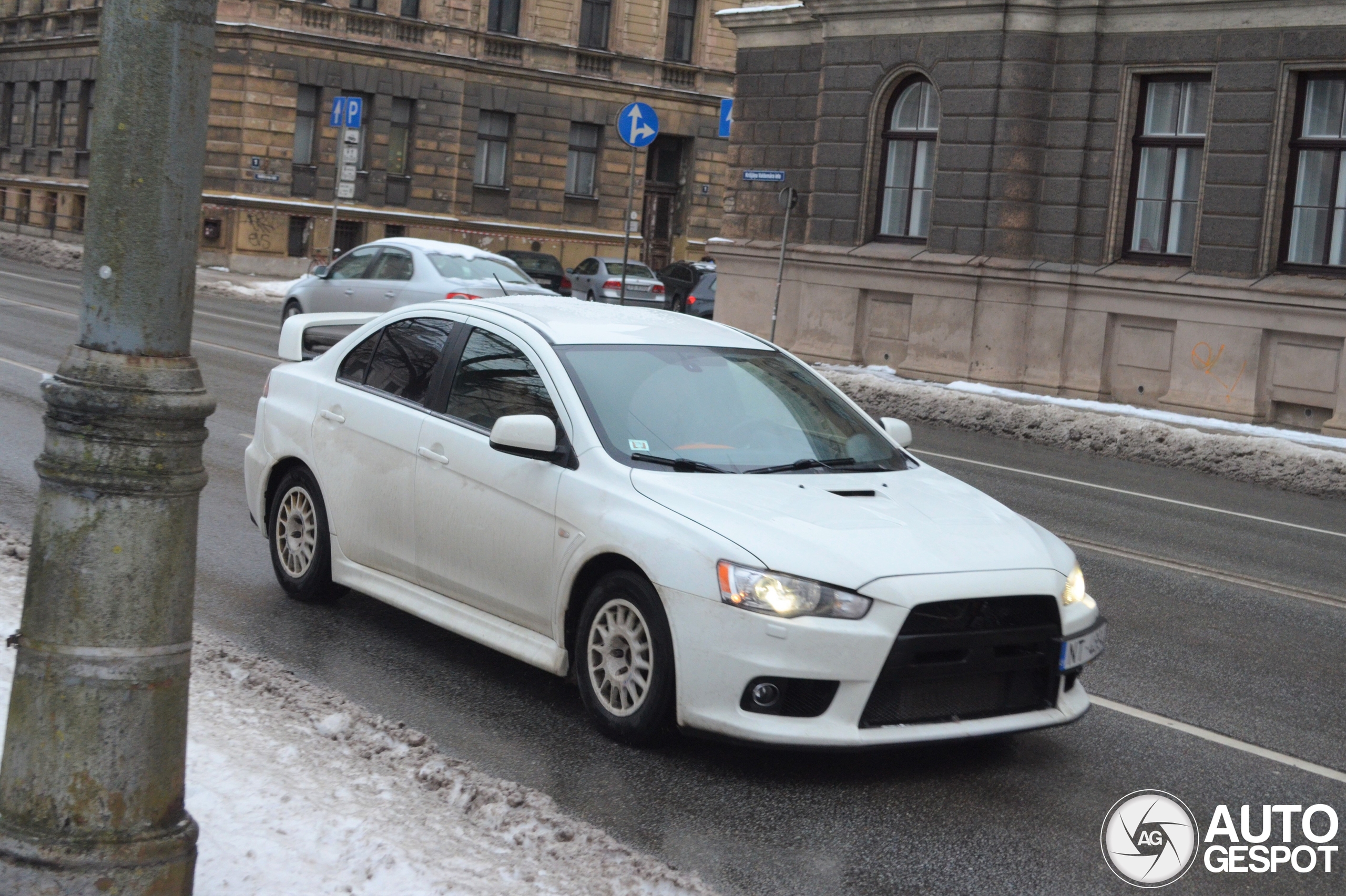 Mitsubishi Lancer Evolution X