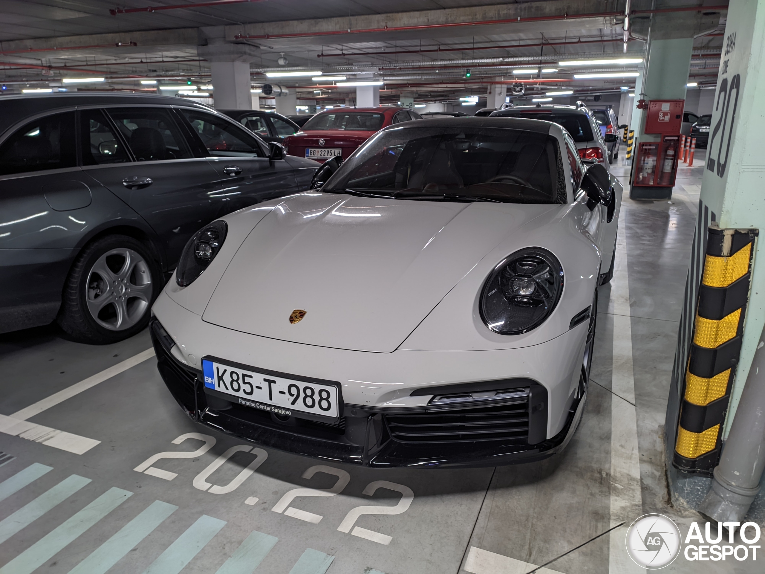  Porsche 992 Turbo S - 11 February 2024 - Autogespot Bildidee 