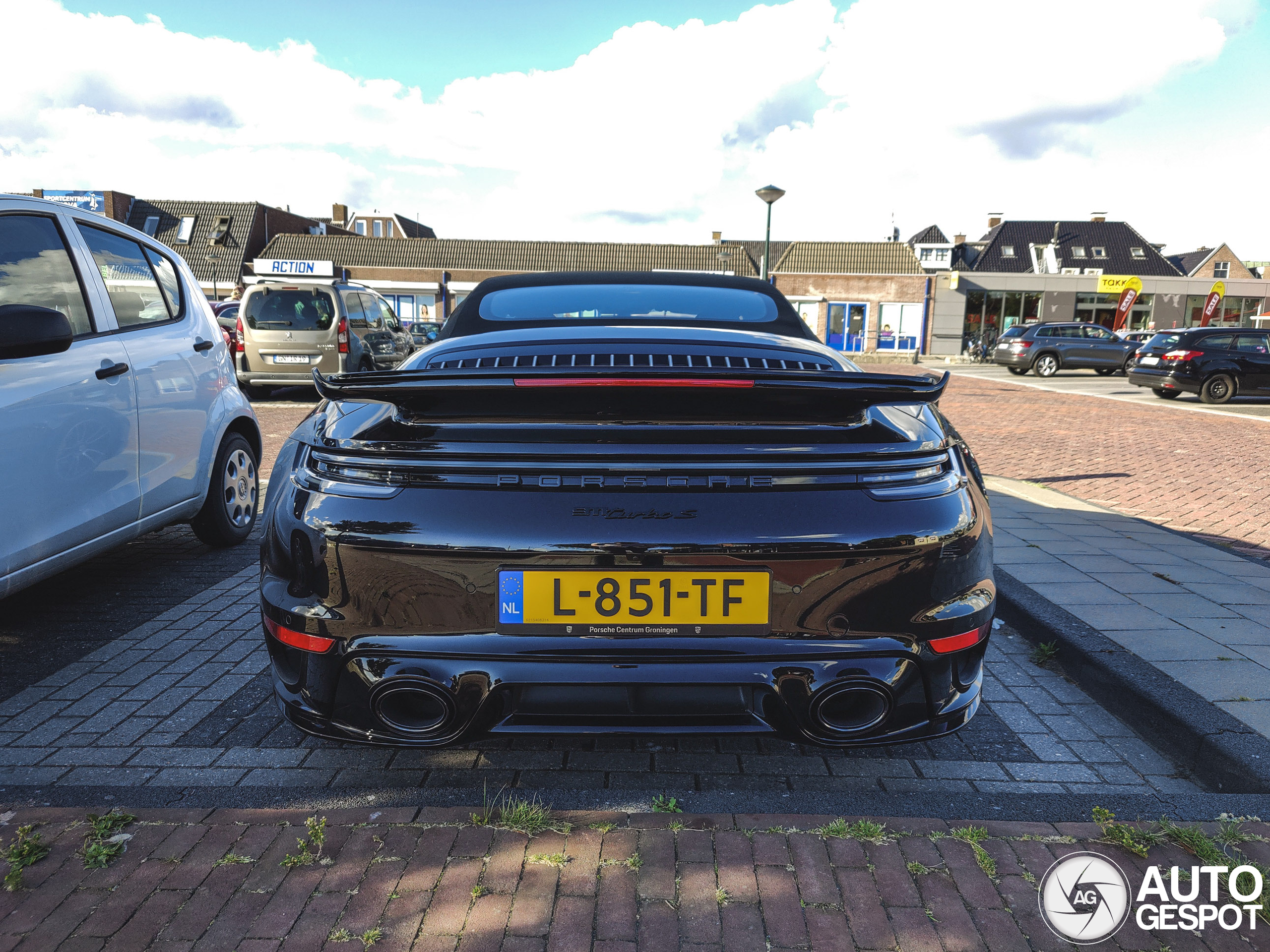 Porsche 992 Turbo S Cabriolet