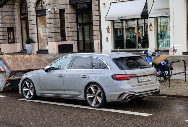 Audi RS4 Avant B9