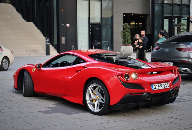 Ferrari F8 Tributo