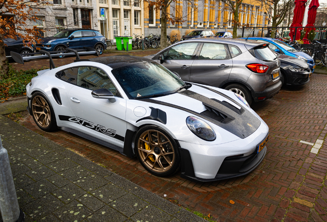 Porsche 992 GT3 RS Weissach Package