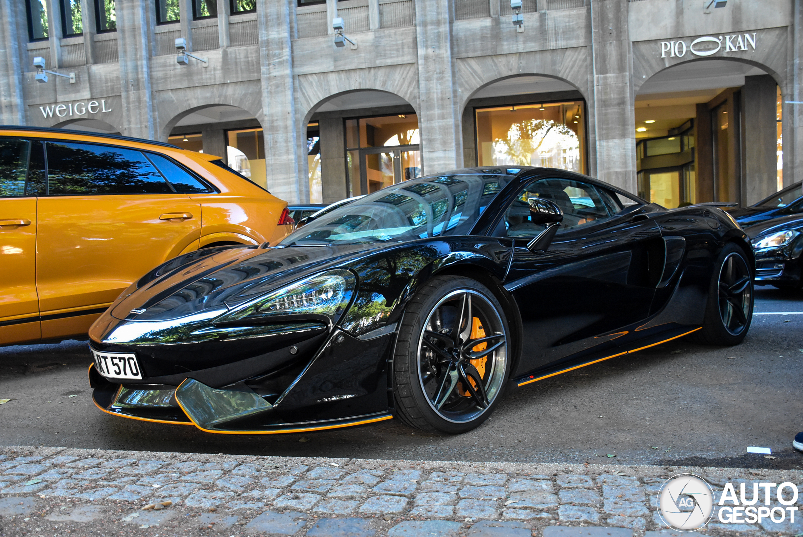 McLaren 570S