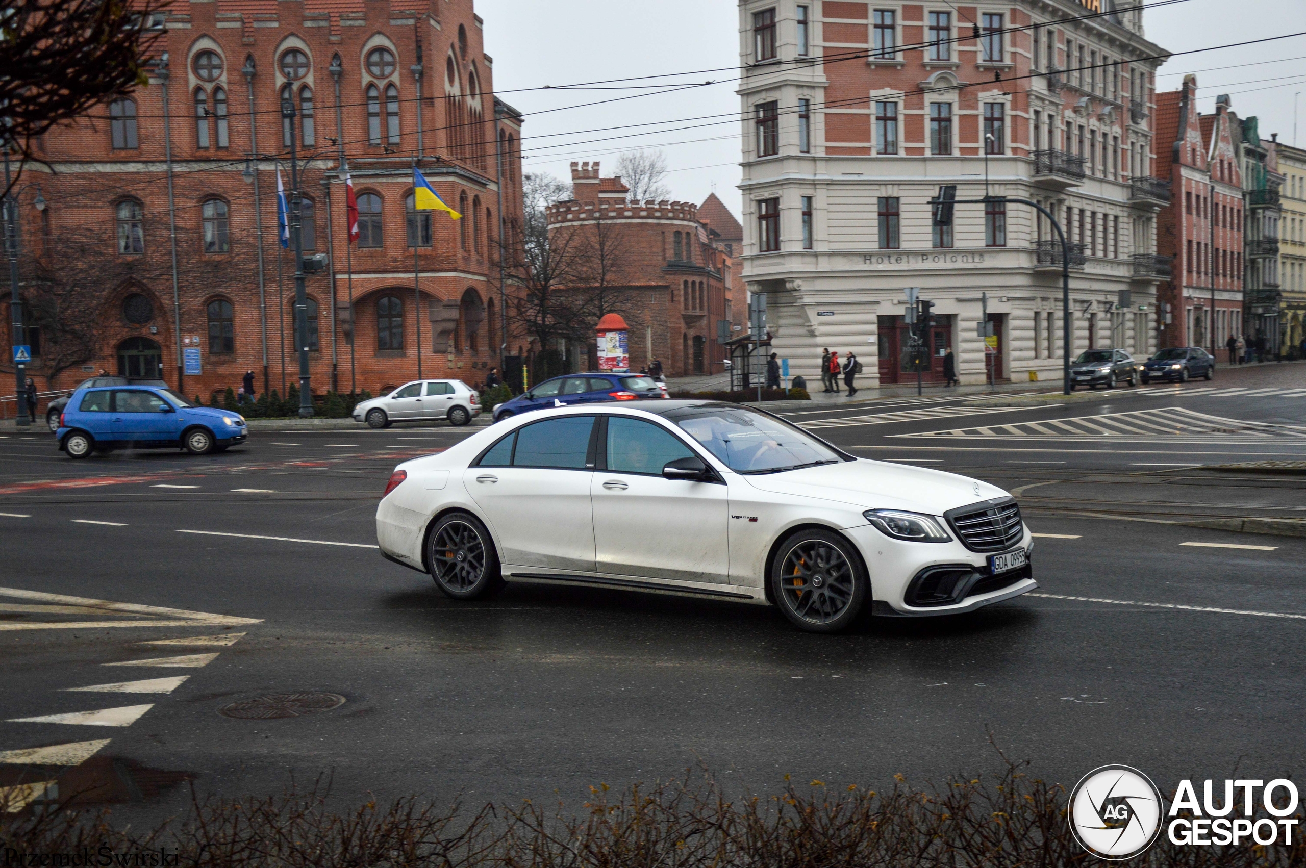 Mercedes-AMG Brabus S B40-700 V222 2017