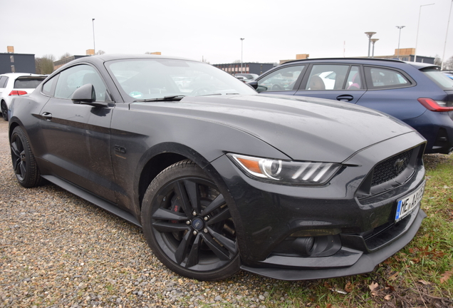 Ford Mustang GT 2015