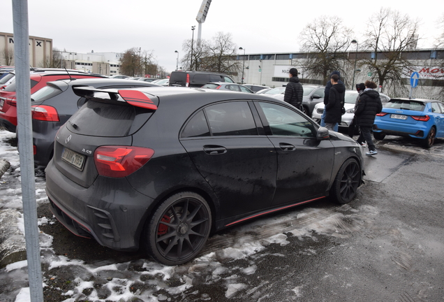 Mercedes-AMG A 45 W176 2015