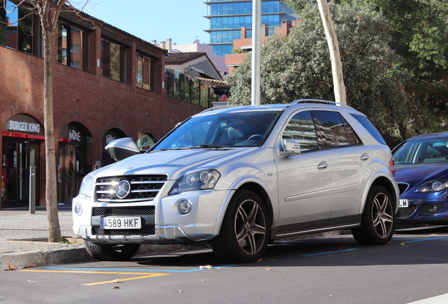 Mercedes-Benz ML 63 AMG 10th Anniversary