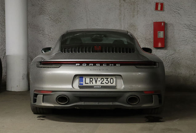 Porsche 992 Carrera 4S