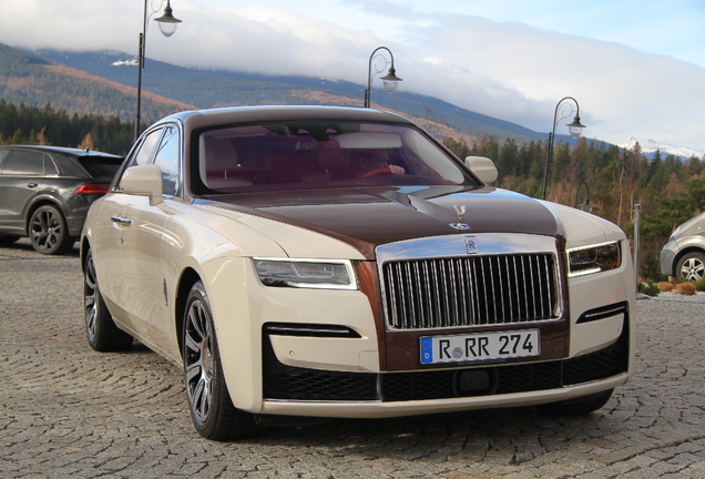 Rolls-Royce Ghost 2021 Amber Roads