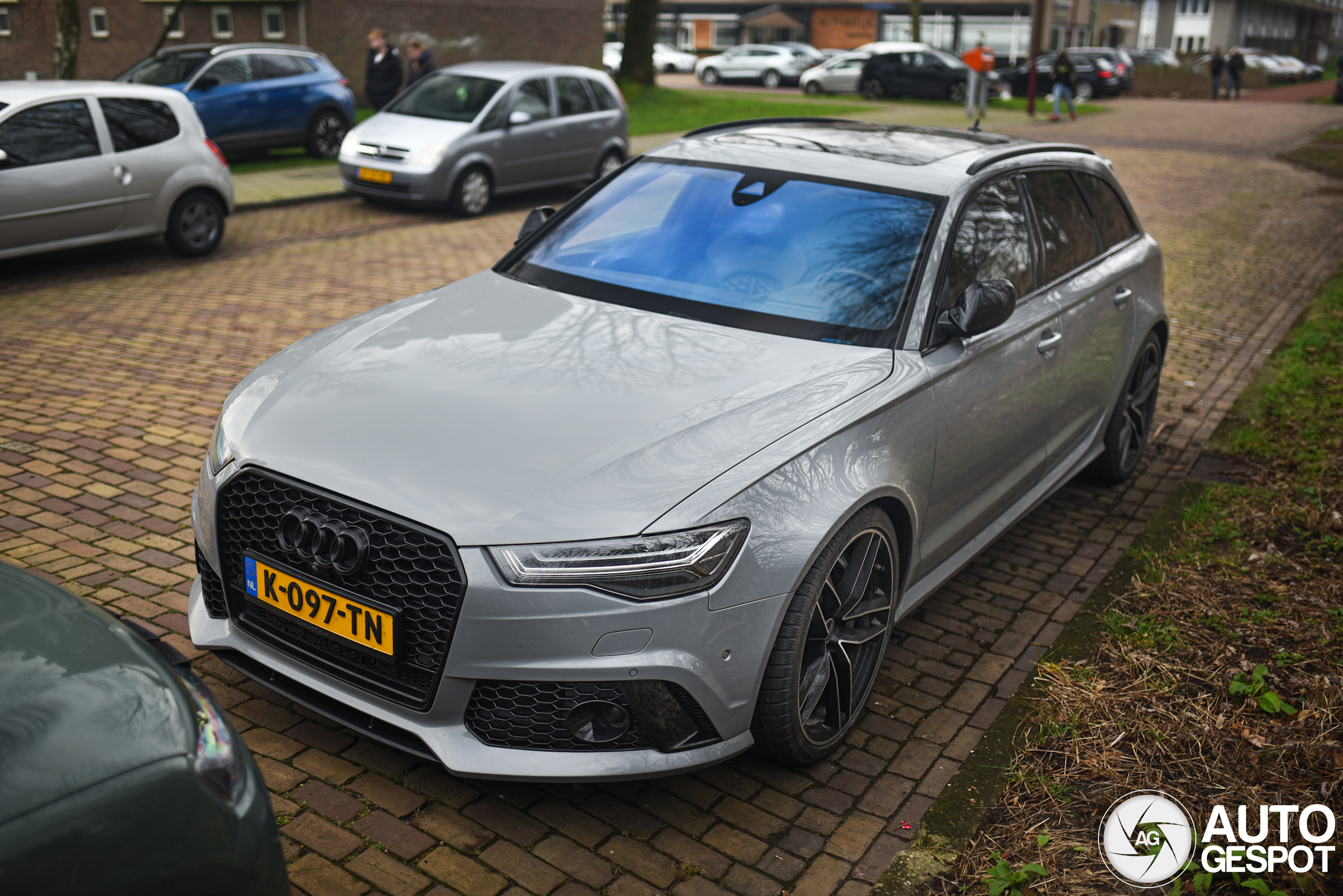 Audi RS6 Avant C7 2015