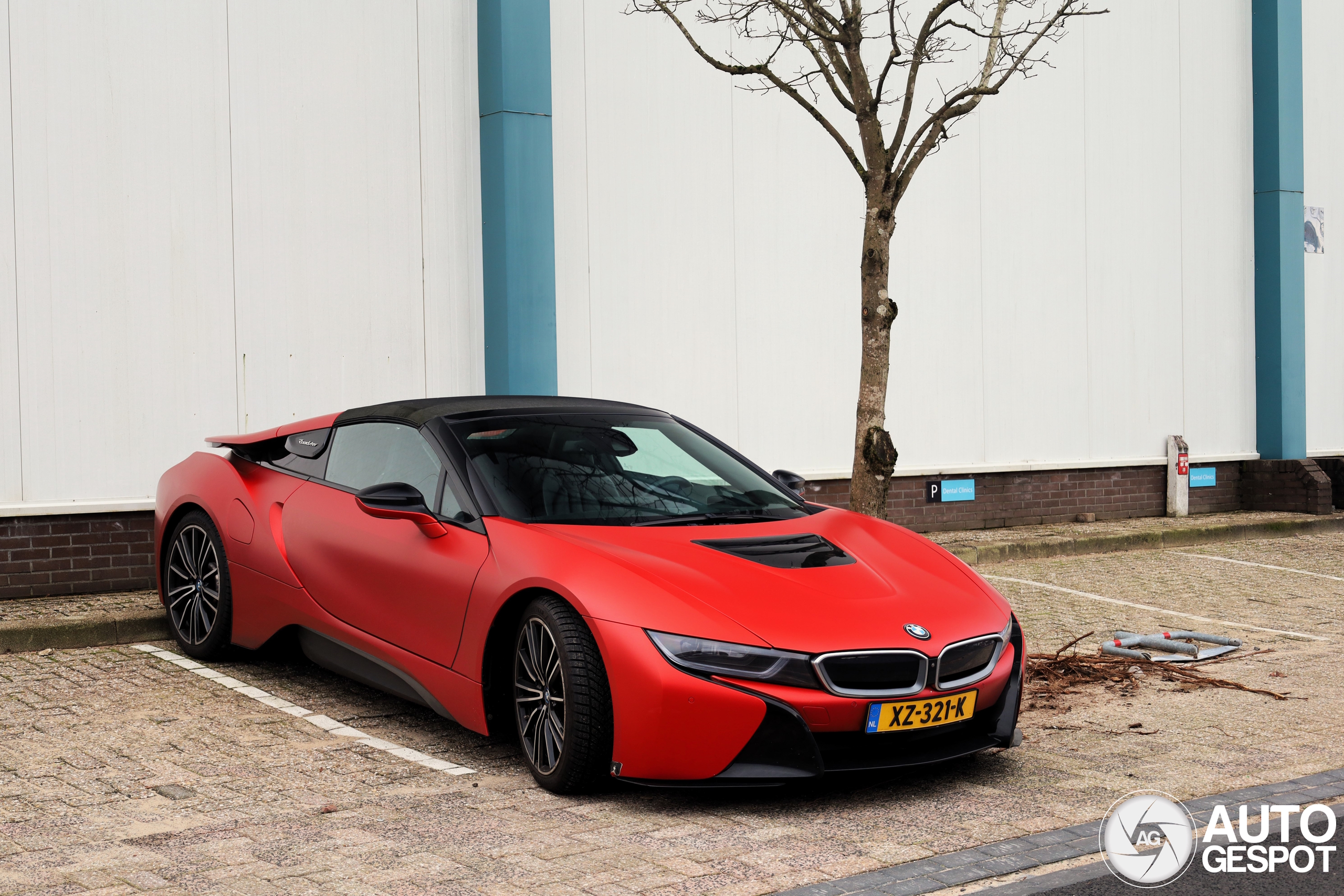 BMW i8 Roadster