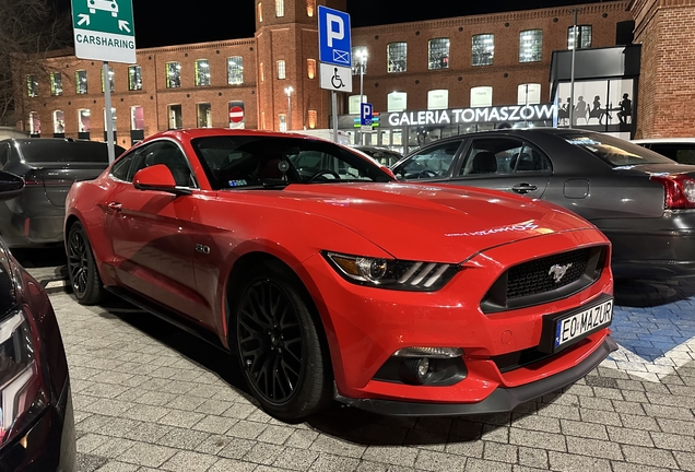 Ford Mustang GT 2015