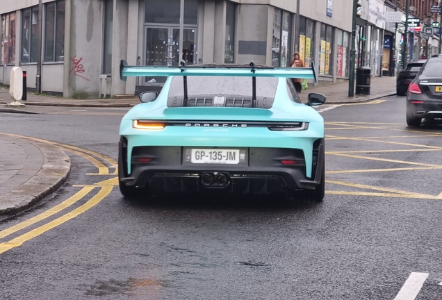 Porsche 992 GT3 RS Weissach Package