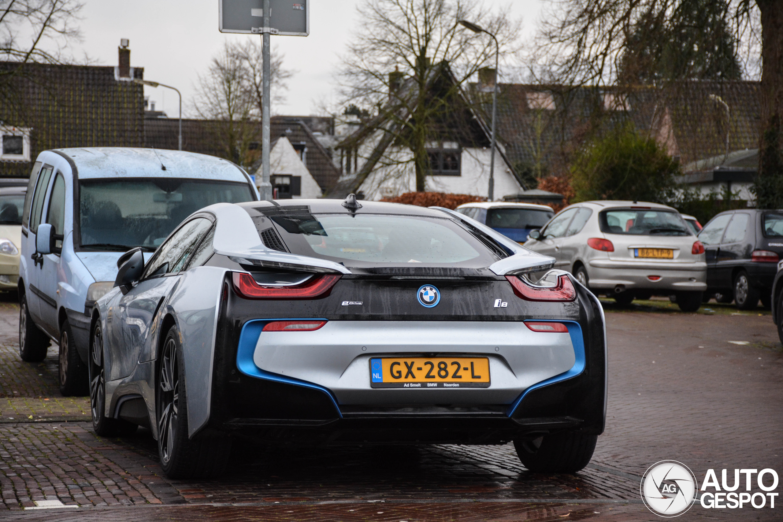 BMW i8