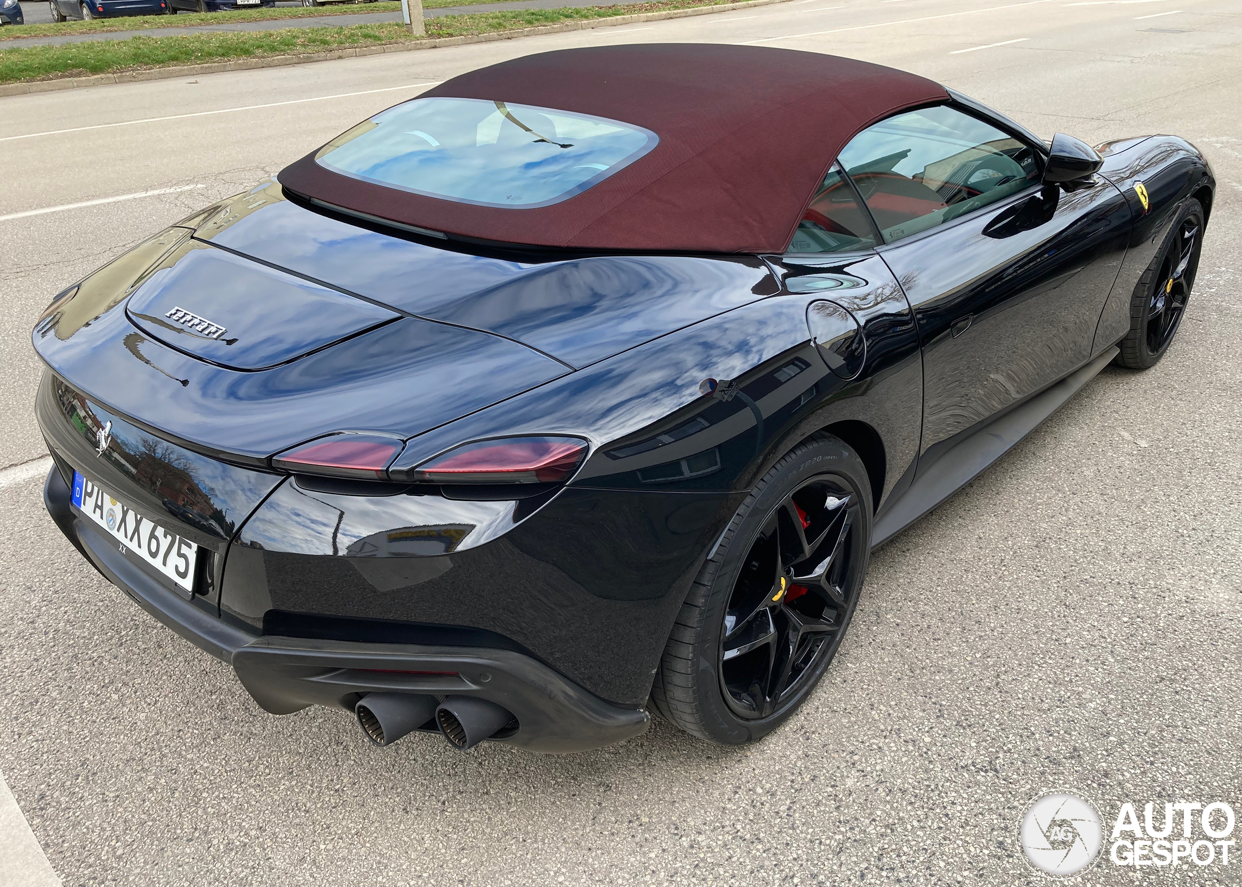 Ferrari Roma Spider