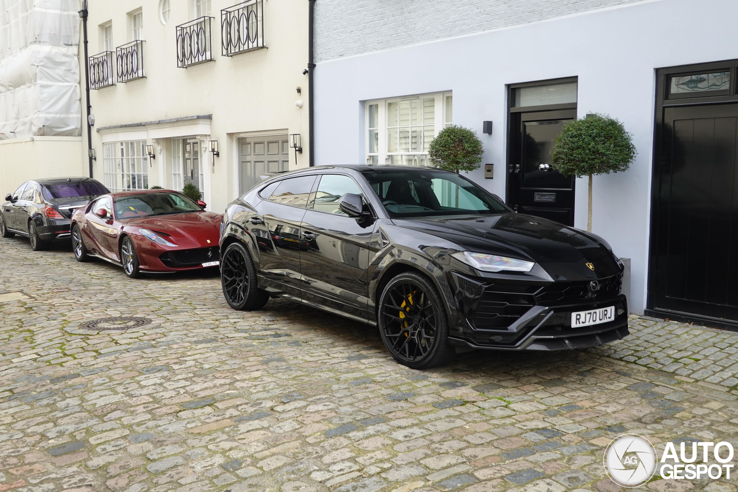 Lamborghini Urus Nero Design