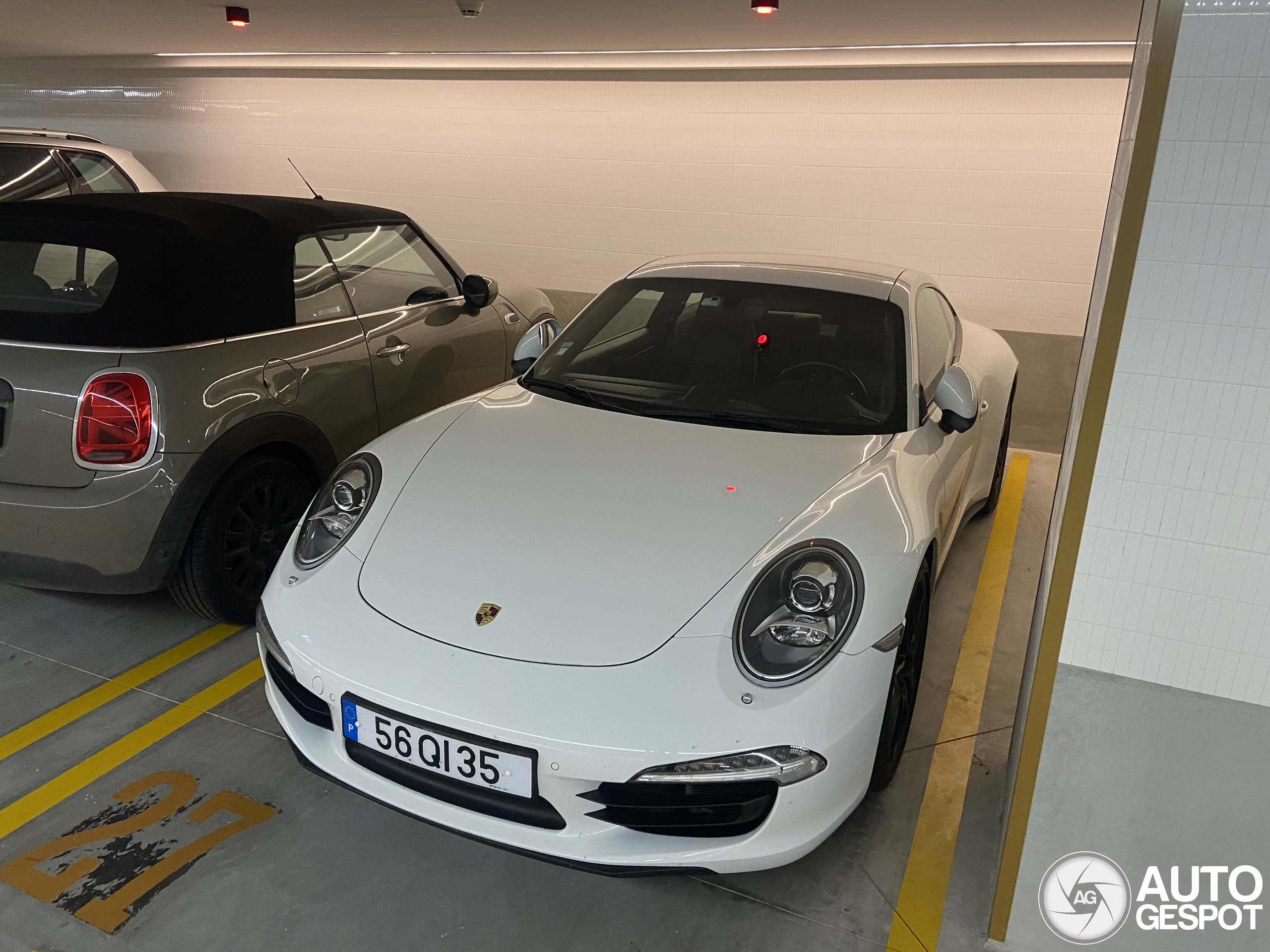 Porsche 991 Carrera 4S MkI