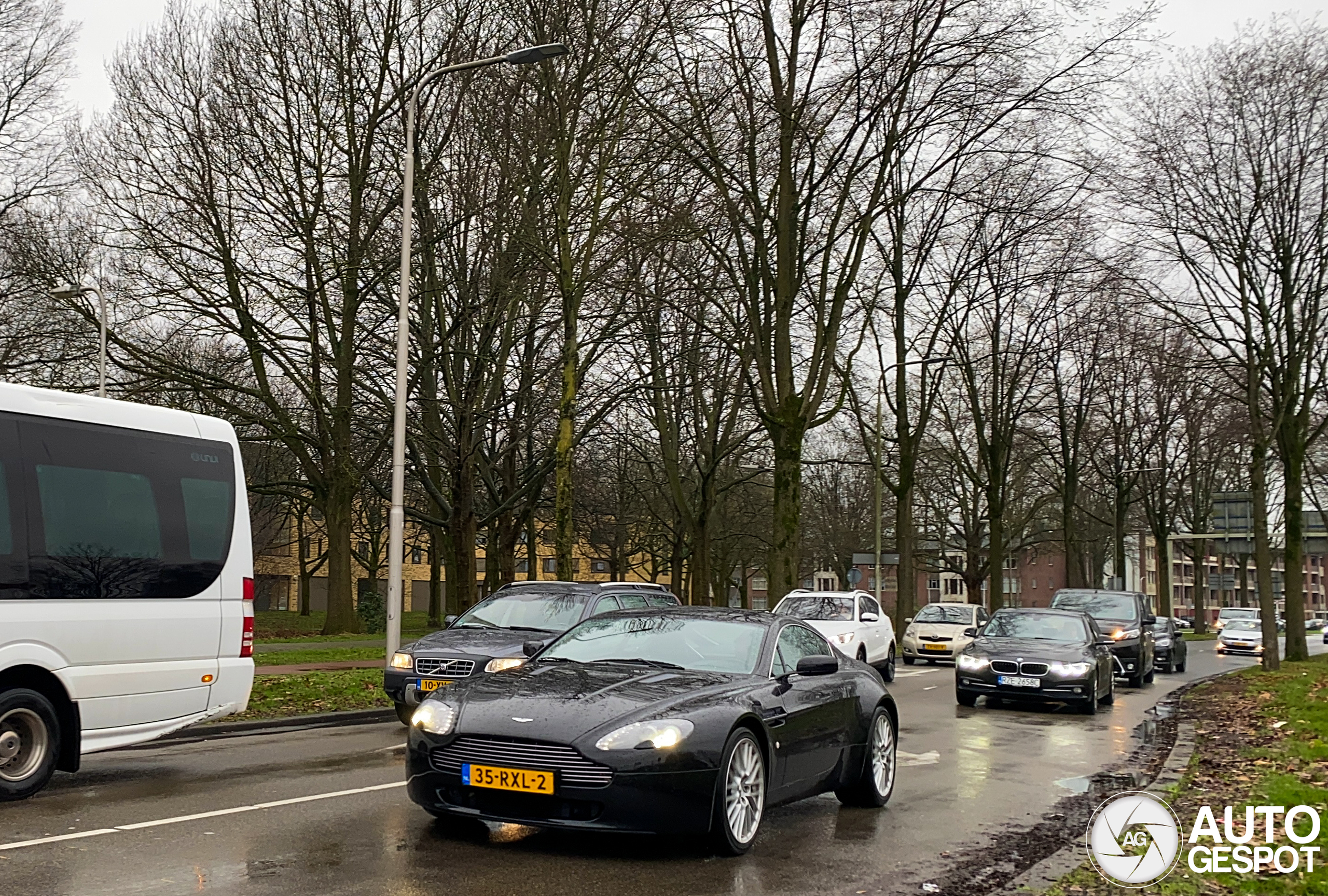 Aston Martin V8 Vantage