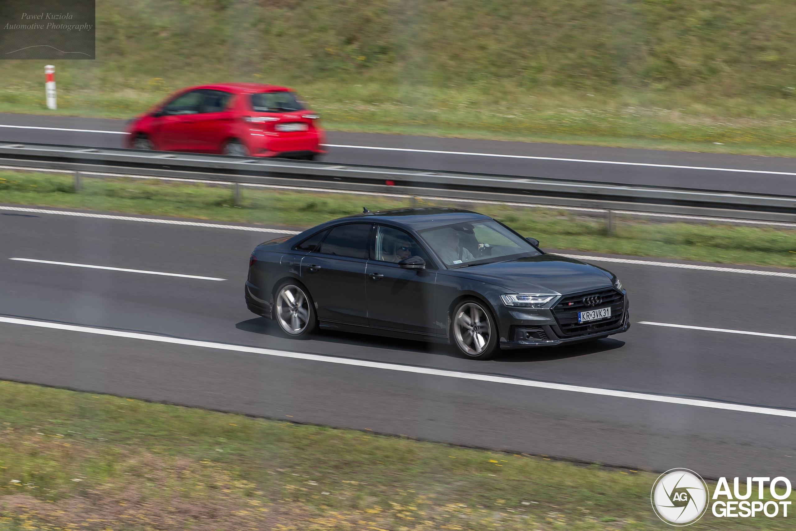 Audi S8 D5