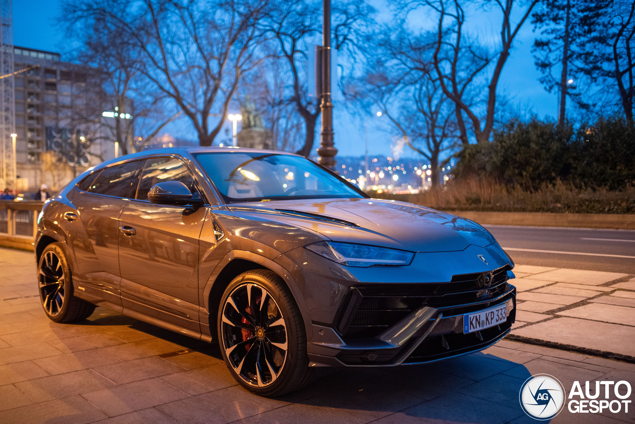 Lamborghini Urus S