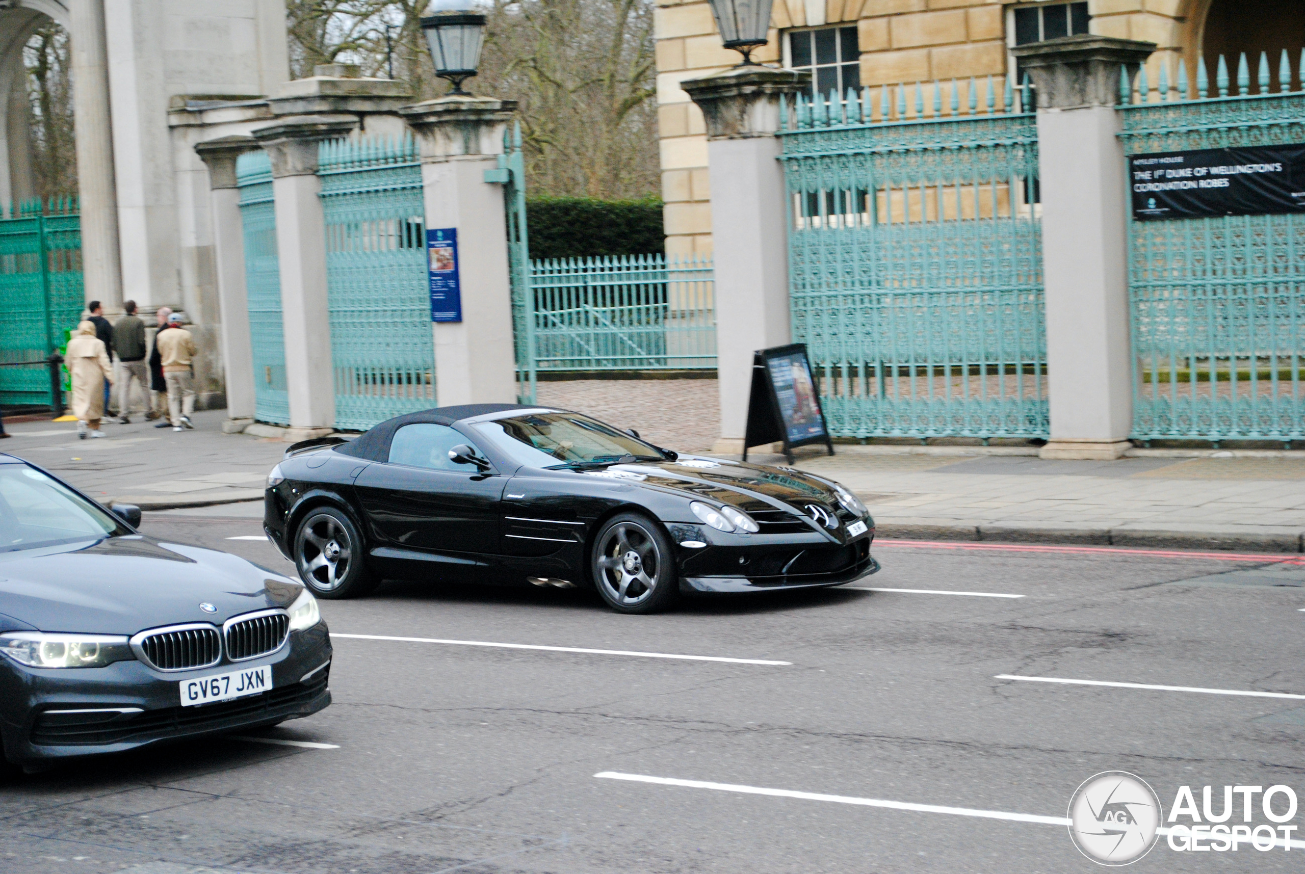 Mercedes-Benz SLR McLaren Roadster MSO Heritage Edition