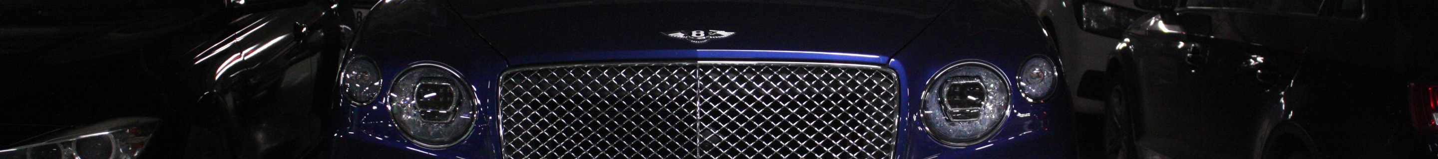Bentley Bentayga Hybrid Azure