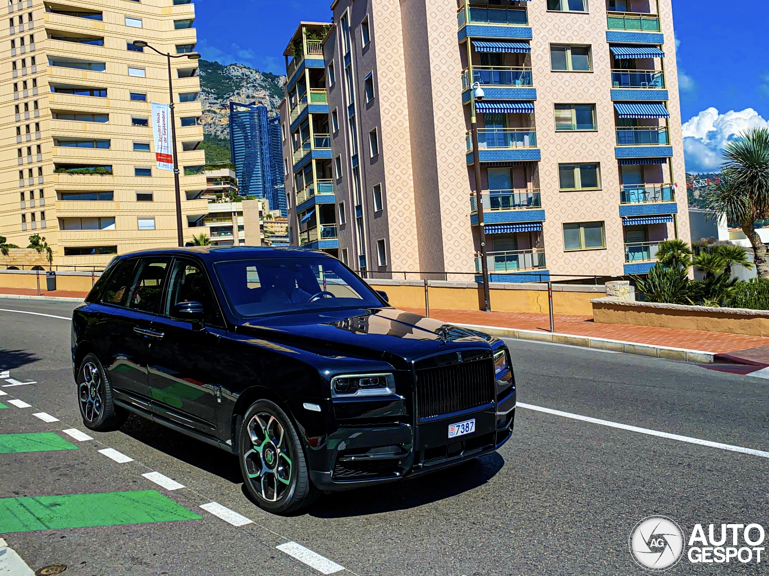 Rolls-Royce Cullinan Black Badge