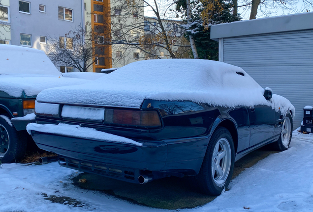 Aston Martin Virage Volante