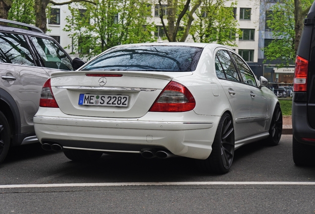 Mercedes-Benz E 63 AMG