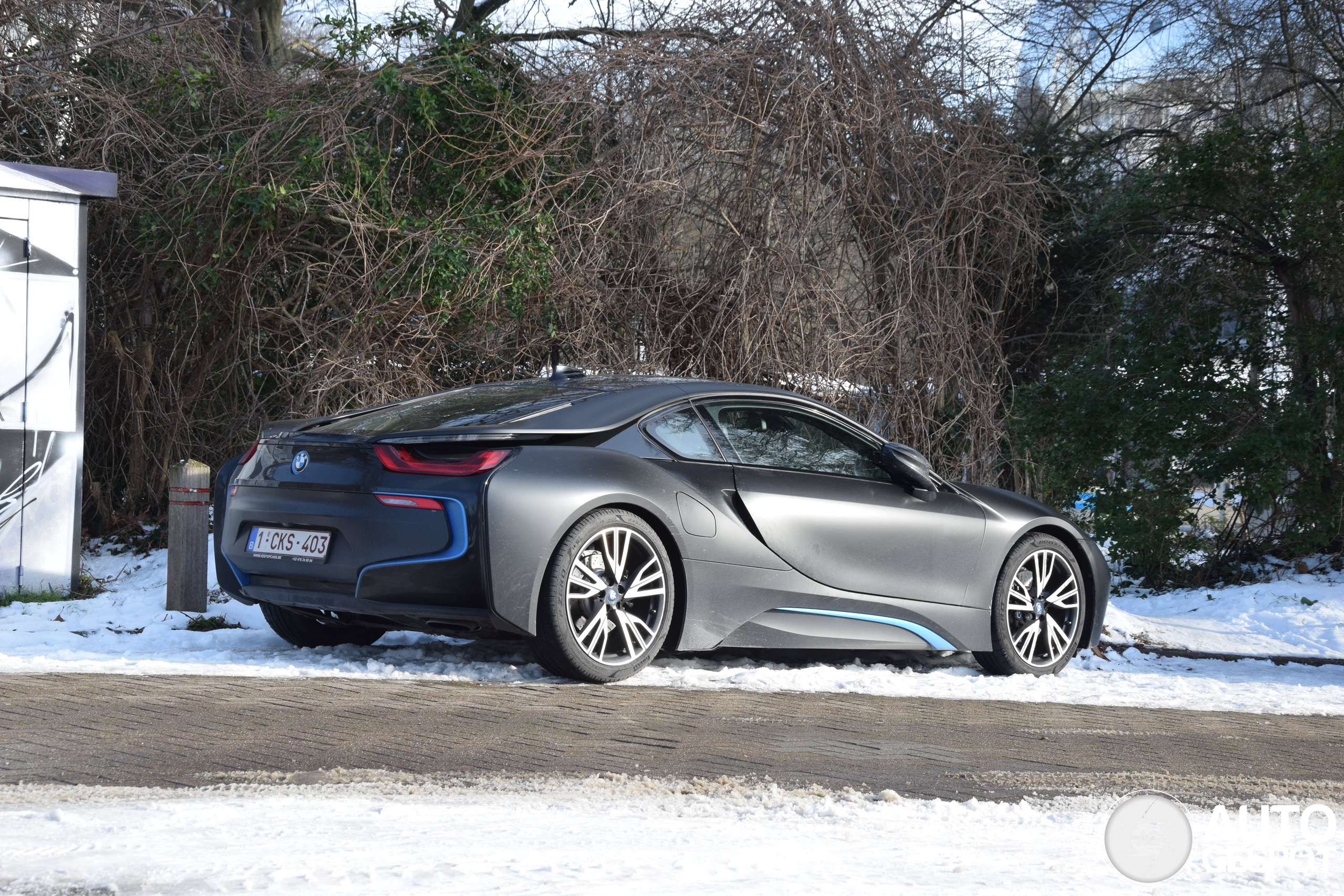 BMW i8