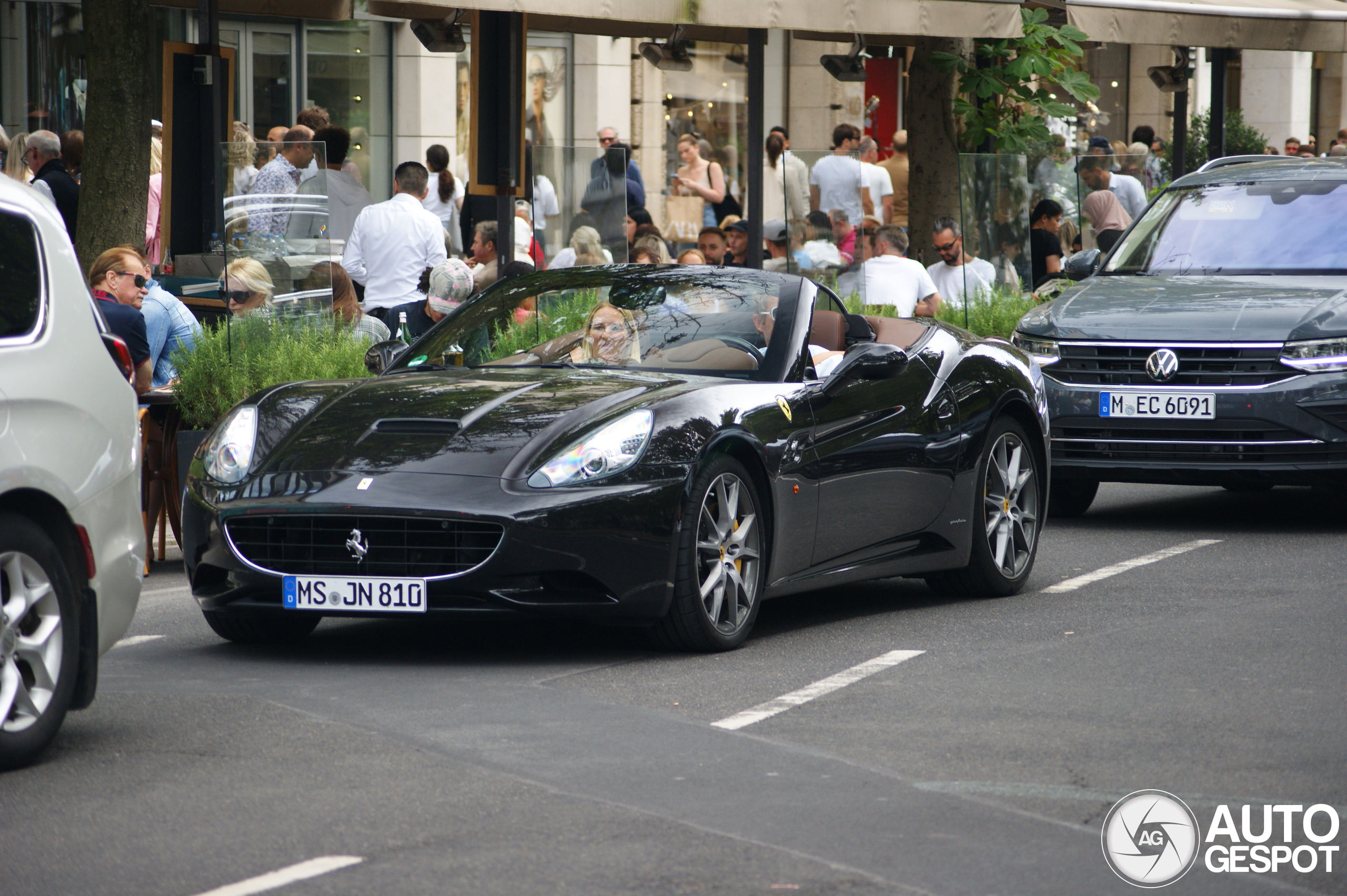 Ferrari California