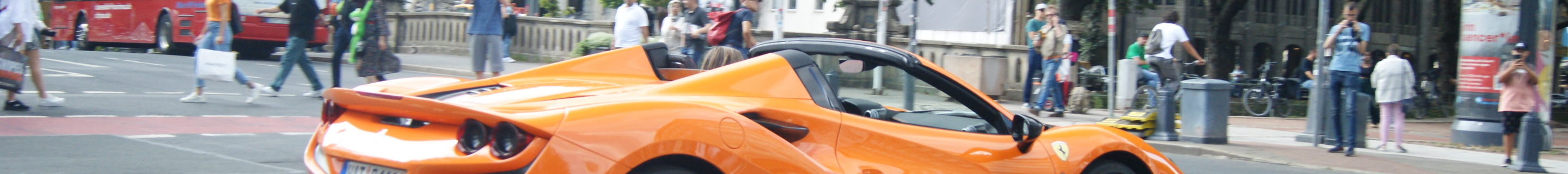 Ferrari F8 Spider