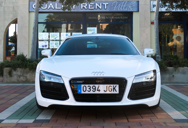 Audi R8 2013