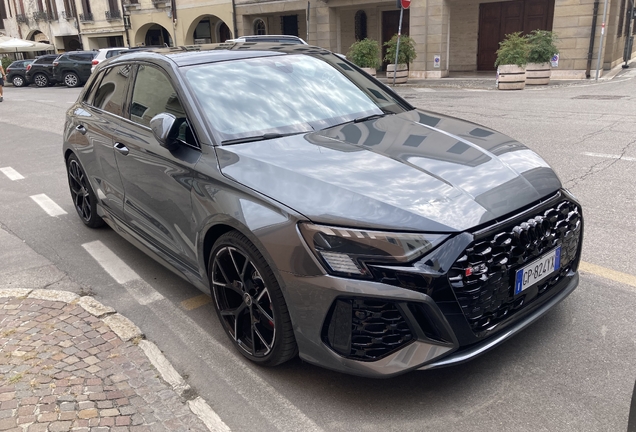 Audi RS3 Sportback 8Y