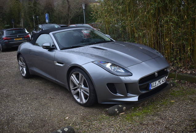 Jaguar F-TYPE S Convertible