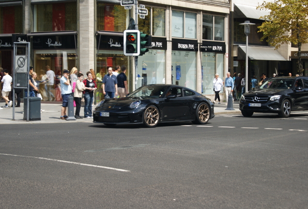 Porsche 992 GT3 Touring